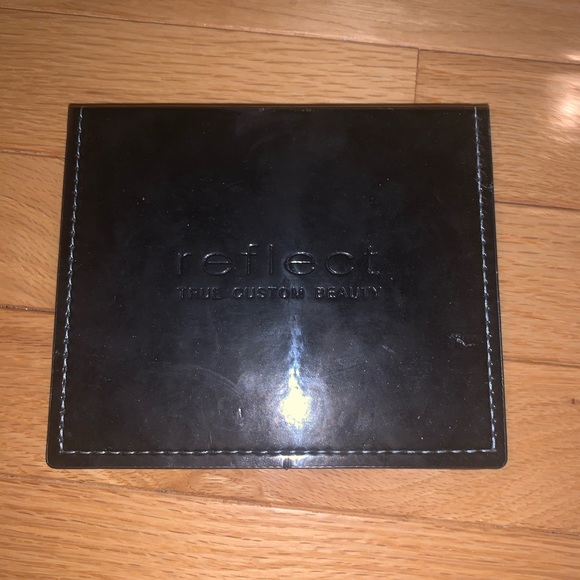 ⭐️ Reflect makeup palette eyeshadow and blush - Picture 2 of 2